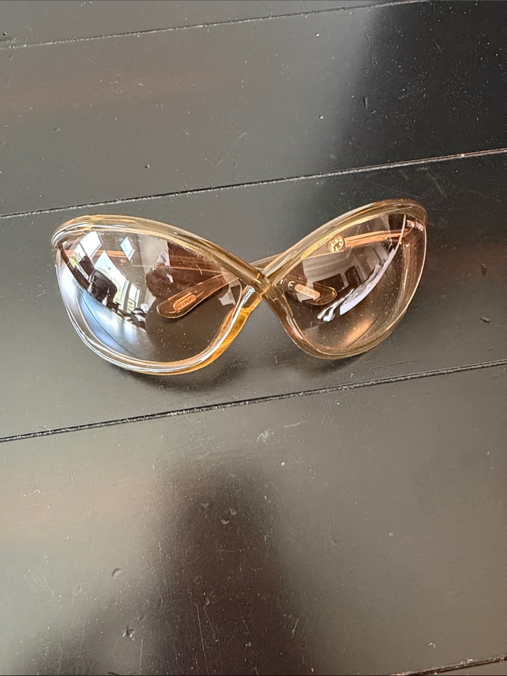 Tom Ford Oversized Amber Brown Cat-Eye Sunglasses - Picture 4 of 4